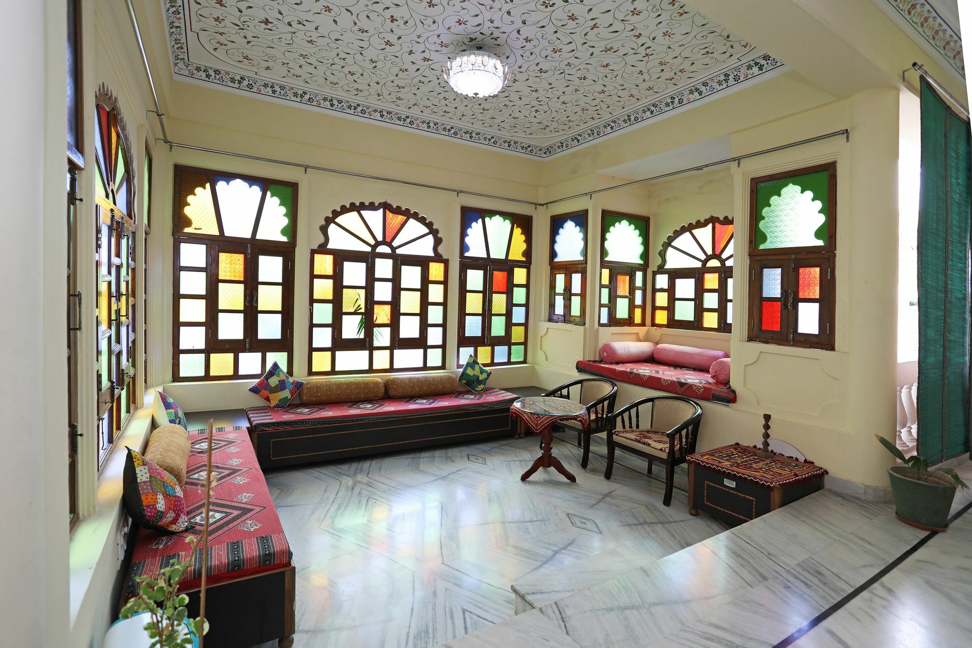 Oyo Home Heritage Near City Palace ウダイプル エクステリア 写真